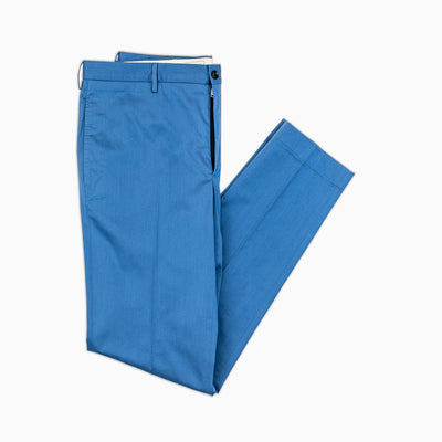 Arbaud chino pants in fine stretch gabardine cotton (river blue)