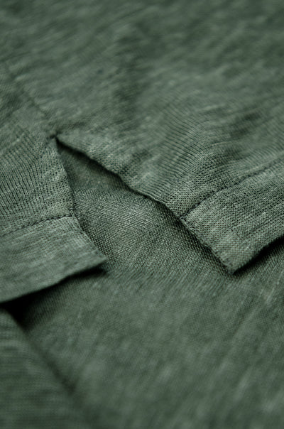 Loran short-sleeved polo in light-linen jersey (foliage green)
